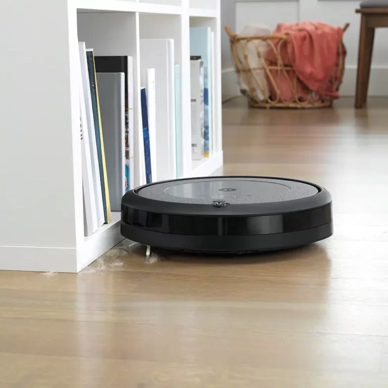 iRobot Roomba i3+ EVO Review In-Depth 2023